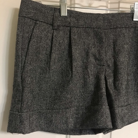 Express Gray Shorts - Picture 2 of 7